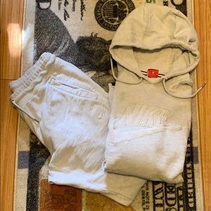 Nike sport tech sweatsuit